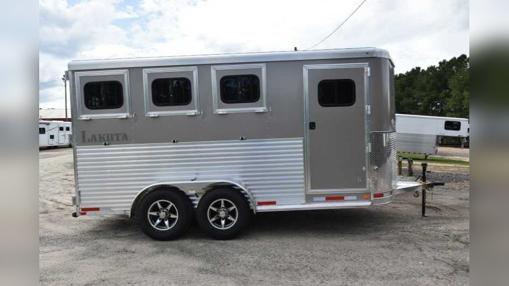 3 Horse Bumper Pull Horse Trailer