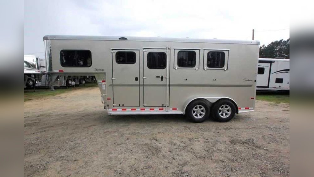 3 Horse Gooseneck Trailer
