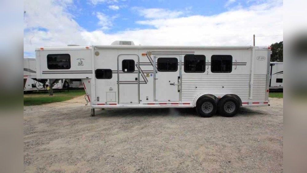 4 Horse Adam Horse Trailers