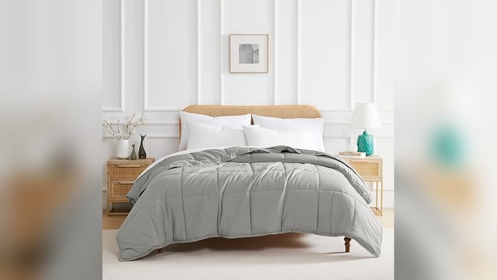 Best Comforter for Dog Hair