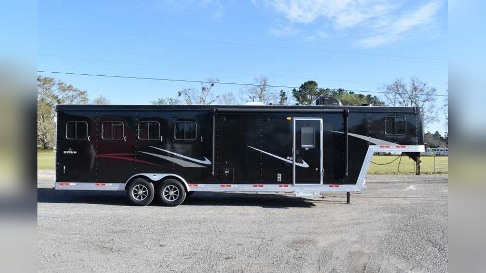 Black Horse Trailer