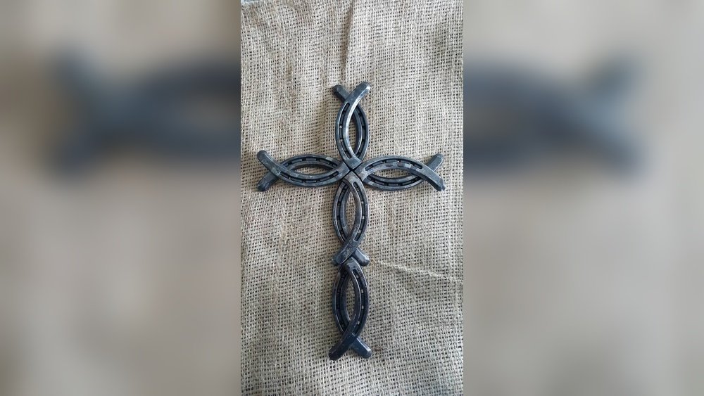 Horse Shoe Crosses