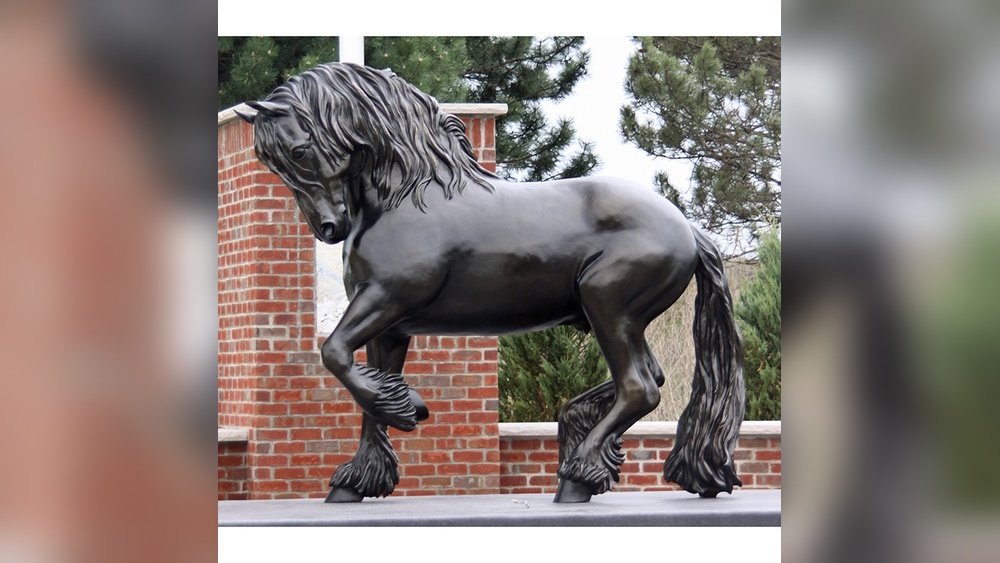Outdoor Horse Sculptures